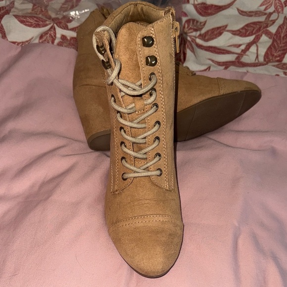 Madden Girl Tan Lace-Up Heeled Boots - Picture 6 of 6